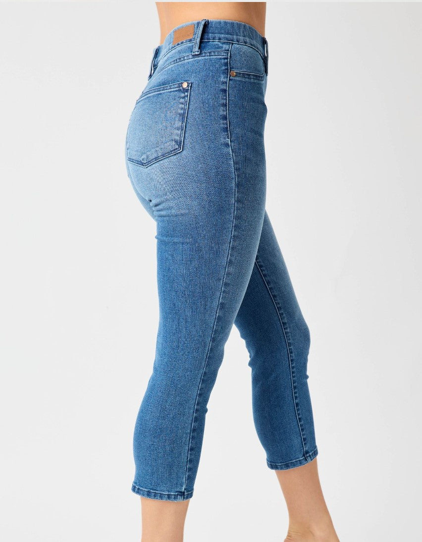NEW ~ Judy Blue High Waist "Cool Denim" Pull On Capris ~ Style 7811 ~ Available in CURVY!