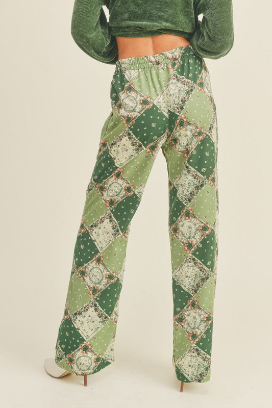 If She Loves ~ GREEN Mosaic Print Pants!