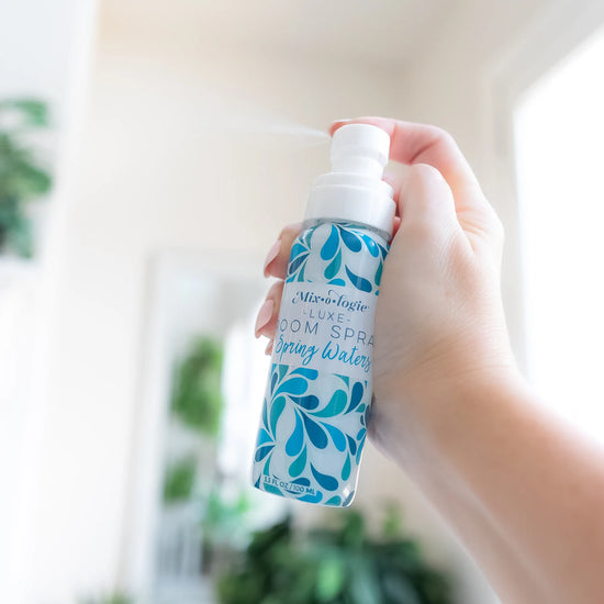 Mix-o-logie Luxe Room Spray:  Spring Waters