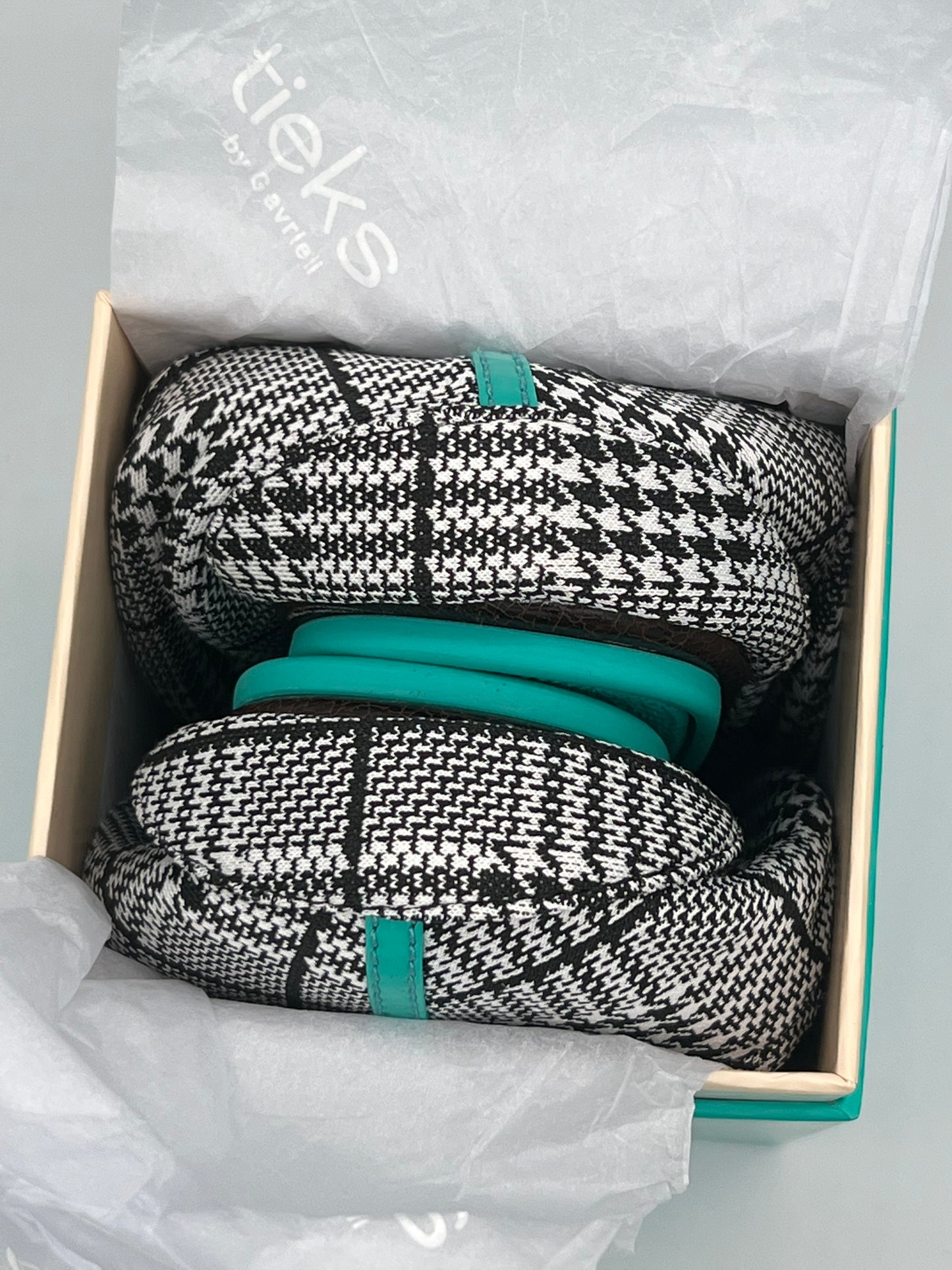 Limited sales edition tieks