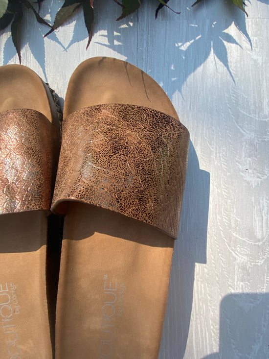 Load image into Gallery viewer, NEW ~ Boutique by Corkys ~ Birch Rose Gold Snake Print Slides ~ Size 41

