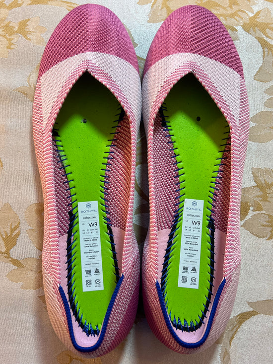 Like New ~ RETIRED ~ LIMITED EDITION ~ Rothy's Pink Captoe Flats - Size 9